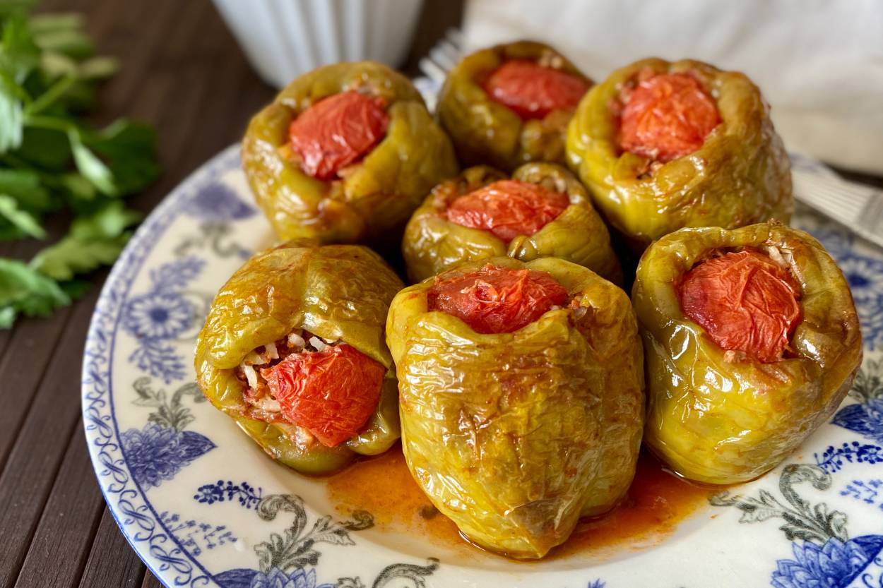 Lezzetli Kıymalı Biber Dolması Tarifi